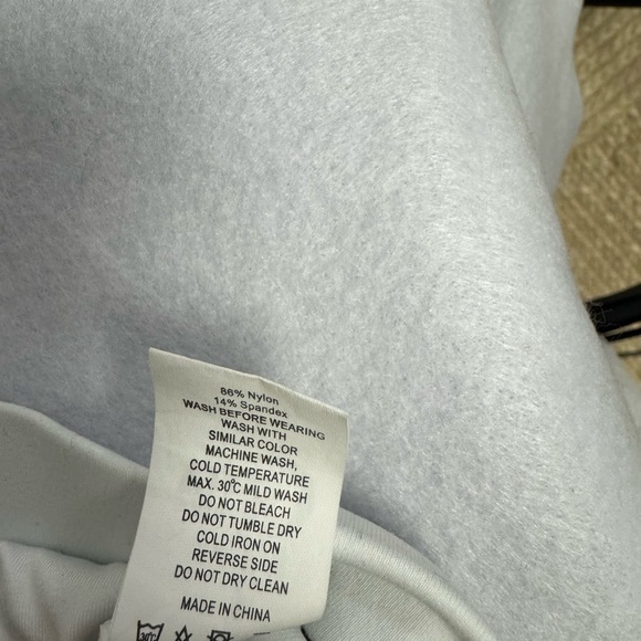 ZYIA Active Medium Sports Bra Front Zip “One More Rep” Racerback - Picture 5 of 5